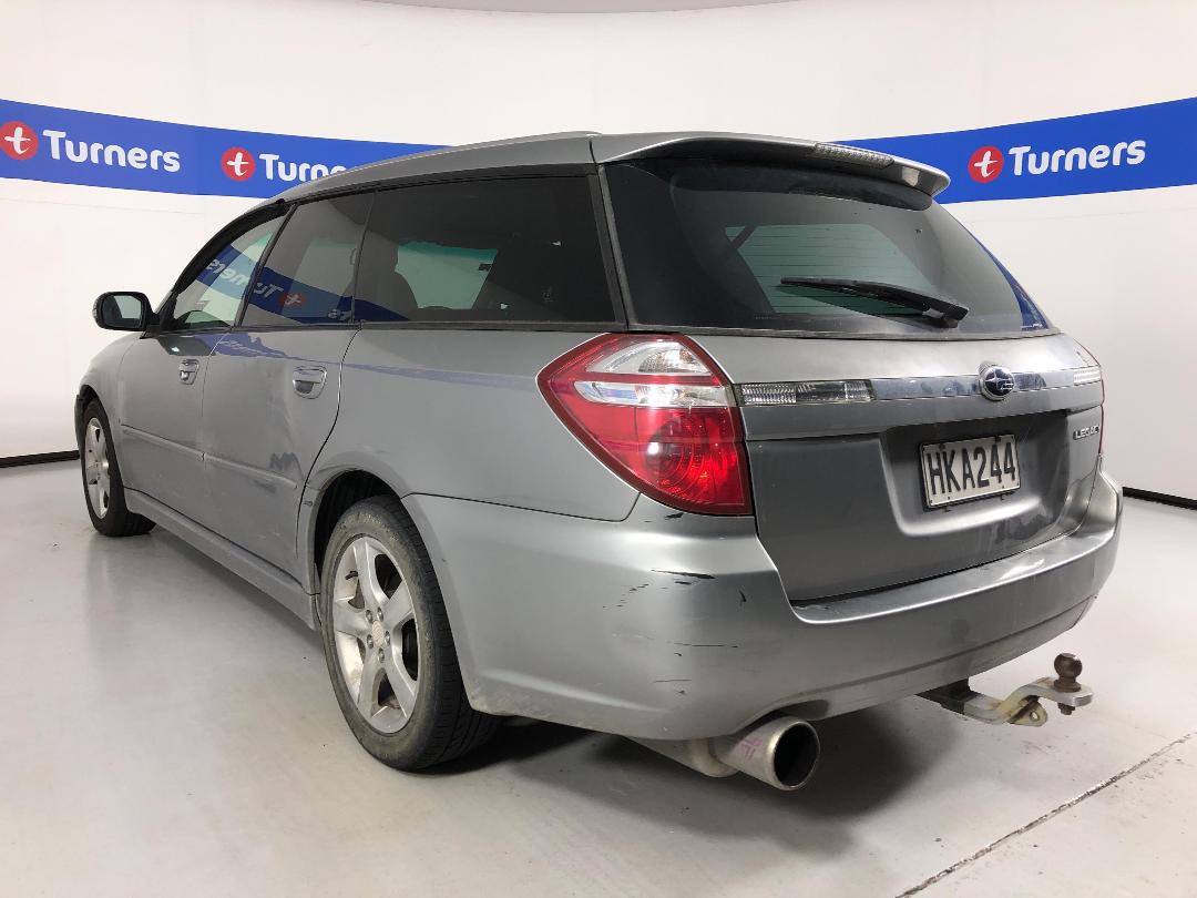 Photo '5' of Subaru Legacy