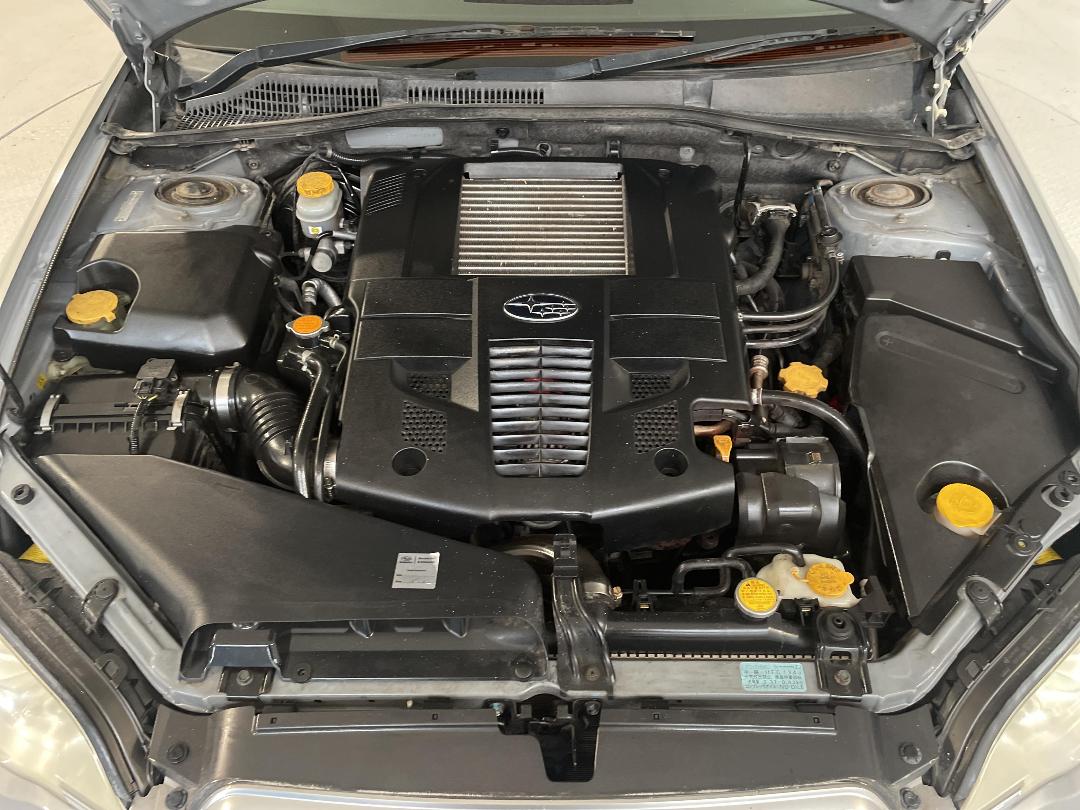 Photo '13' of Subaru Legacy