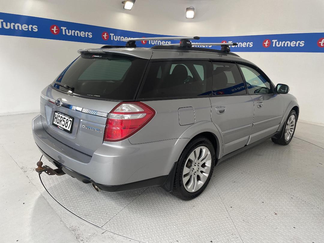 Photo '7' of Subaru Legacy