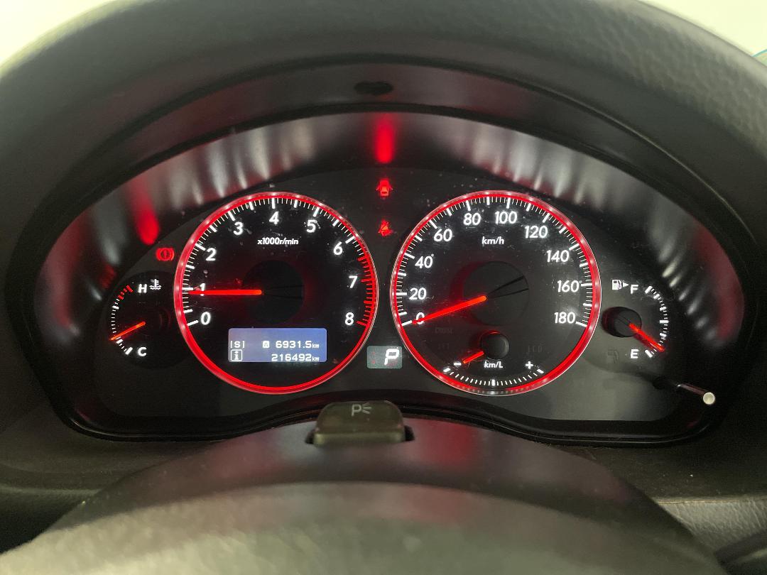 Photo '21' of Subaru Legacy