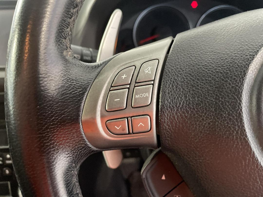 Photo '27' of Subaru Legacy