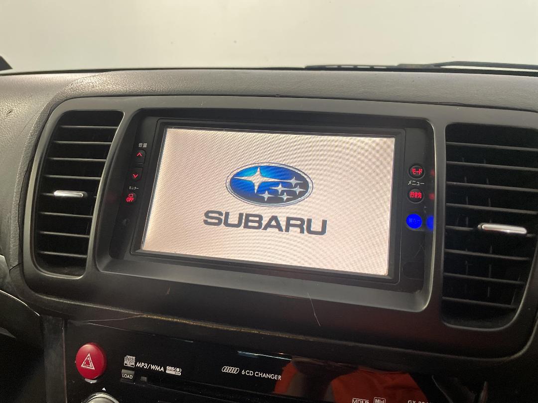 Photo '29' of Subaru Legacy