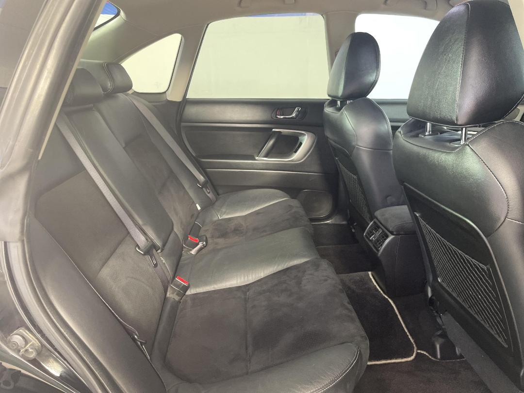 Photo '20' of Subaru Legacy Photo '20' of Subaru Legacy