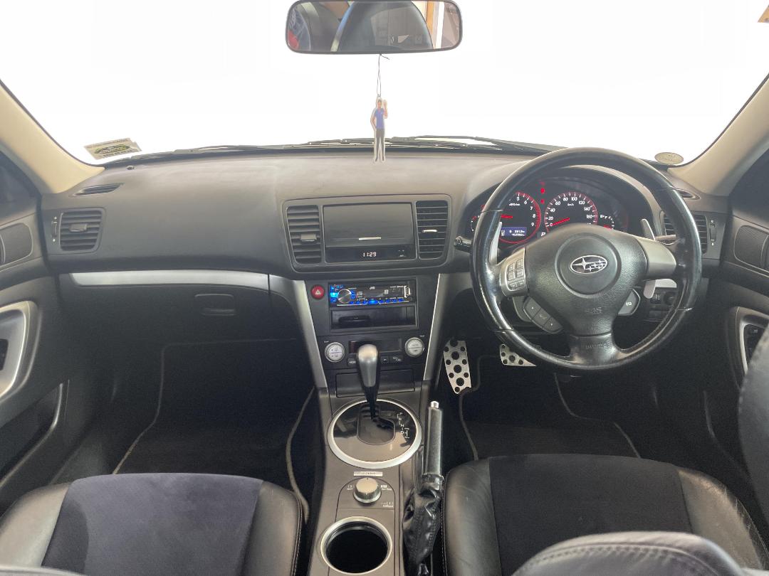 Photo '17' of Subaru Legacy Photo '17' of Subaru Legacy