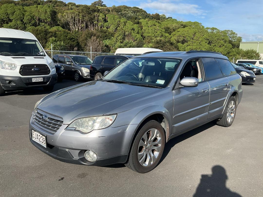 Photo '3' of Subaru Outback LTD R Photo '3' of Subaru Outback LTD R