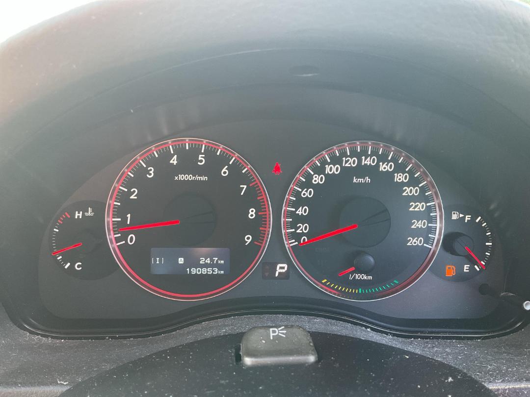 Photo '8' of Subaru Outback LTD R Photo '8' of Subaru Outback LTD R