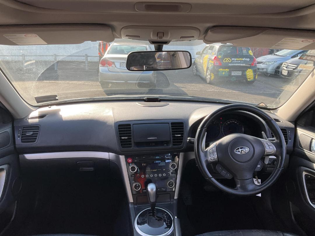 Photo '10' of Subaru Outback LTD R Photo '10' of Subaru Outback LTD R