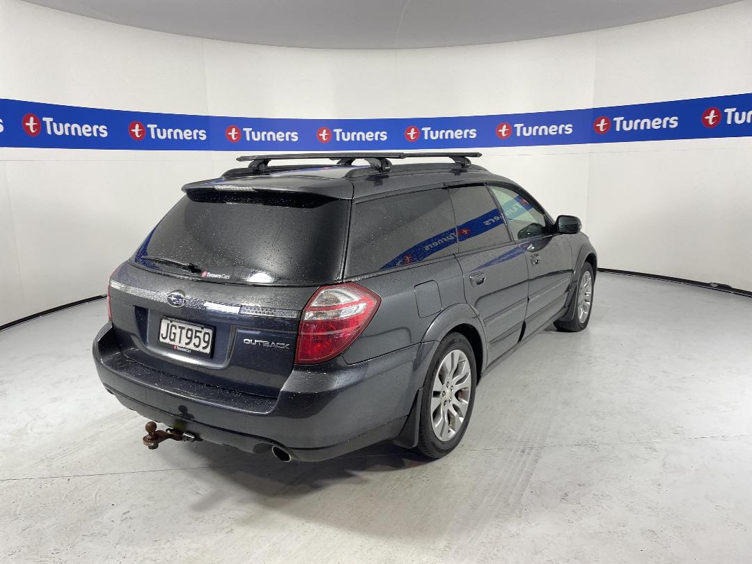 Photo '7' of Subaru Outback Photo '7' of Subaru Outback