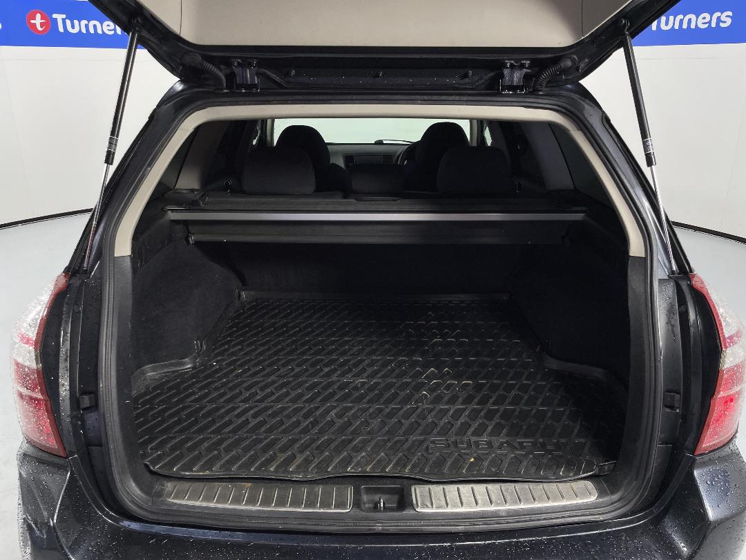 Photo '14' of Subaru Outback Photo '14' of Subaru Outback