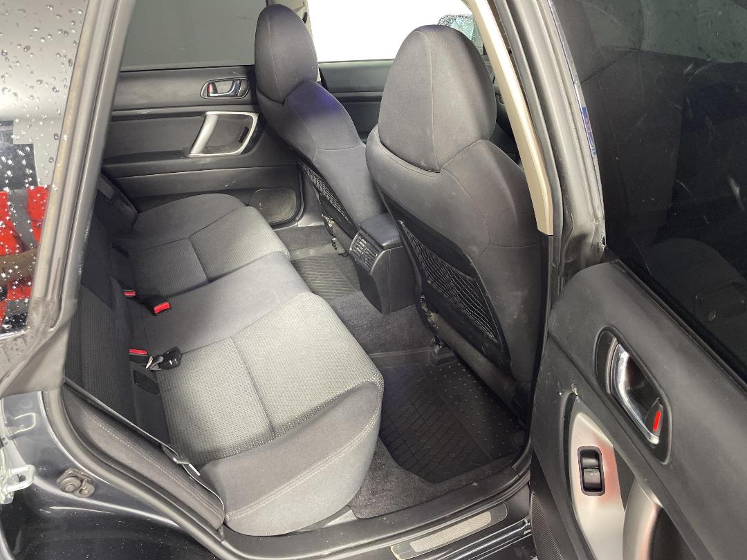 Photo '20' of Subaru Outback Photo '20' of Subaru Outback