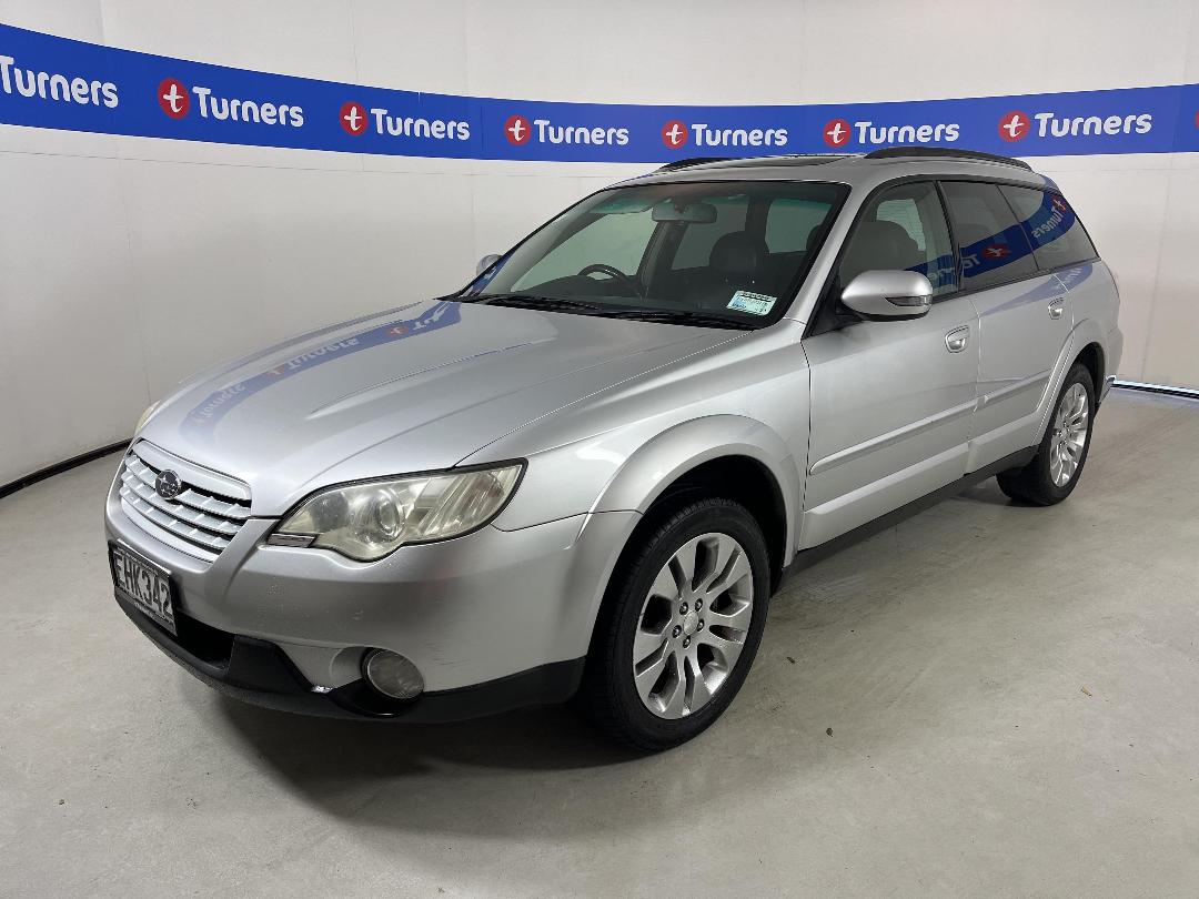 Photo '3' of Subaru Outback LTD R