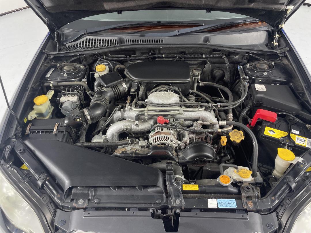 Photo '13' of Subaru Outback