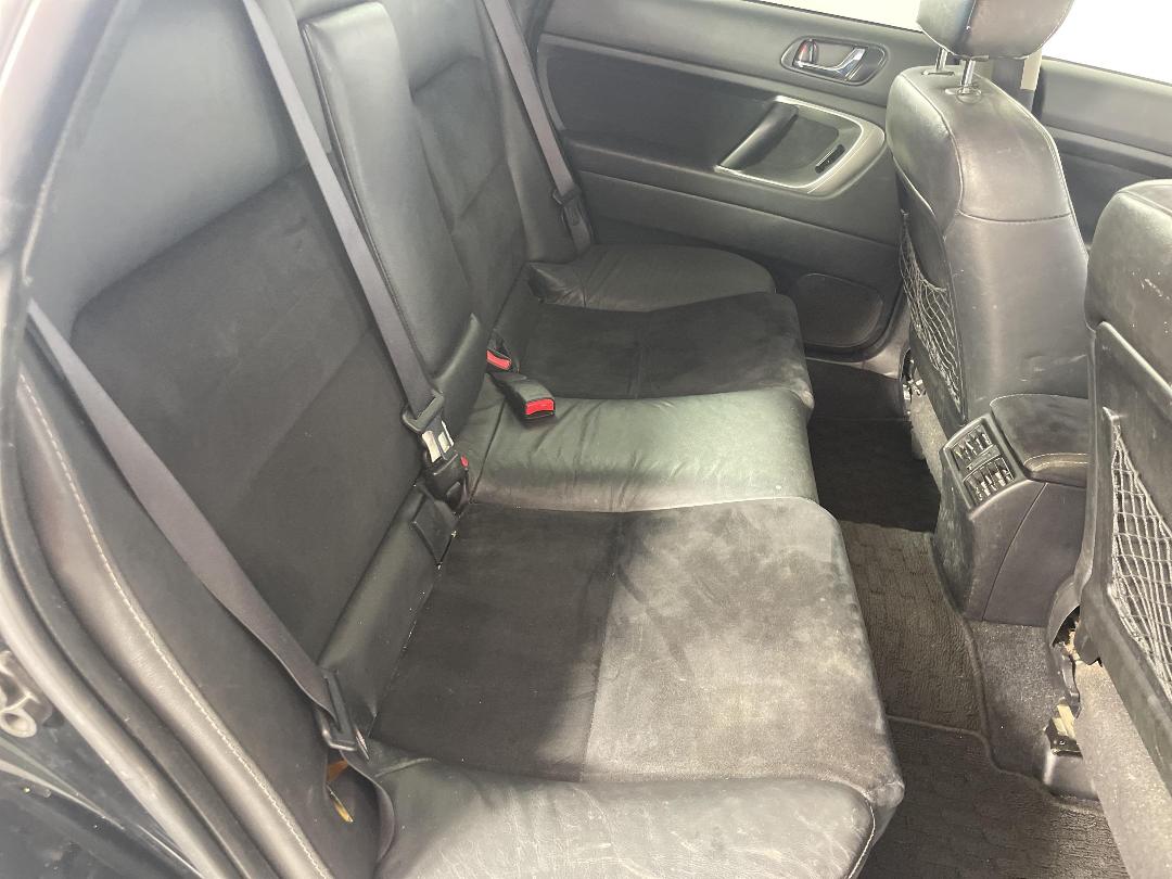 Photo '20' of Subaru Outback