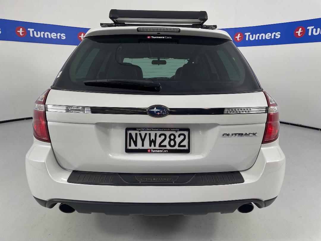 Photo '6' of Subaru Outback