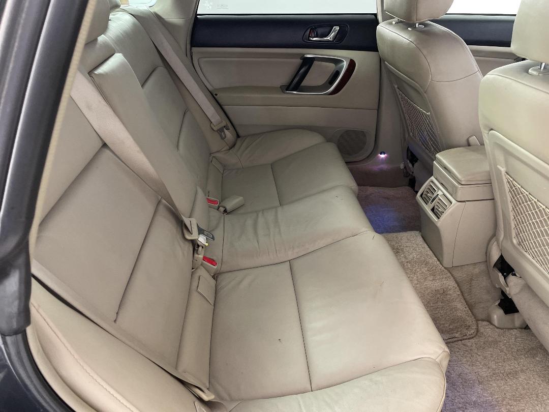 Photo '20' of Subaru Outback Photo '20' of Subaru Outback