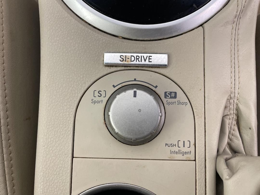 Photo '27' of Subaru Outback Photo '27' of Subaru Outback