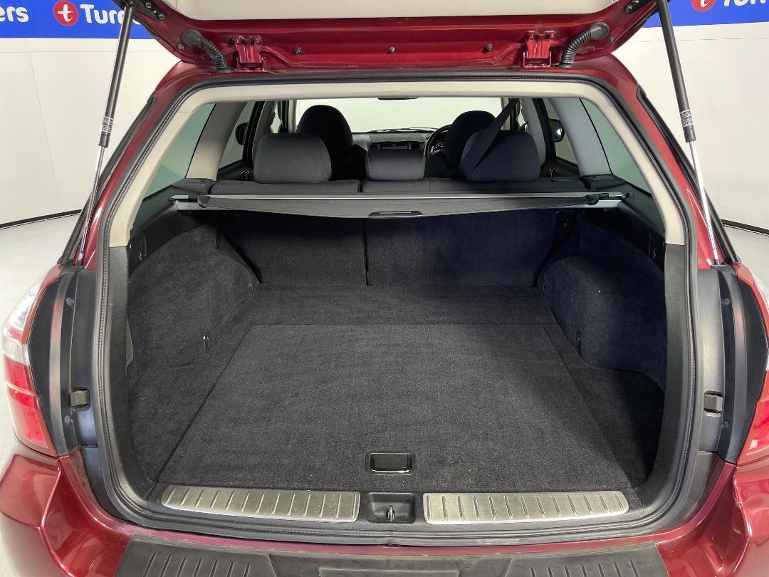 Photo '14' of Subaru Outback