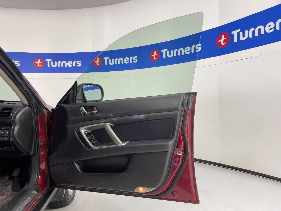 Photo '15' of Subaru Outback