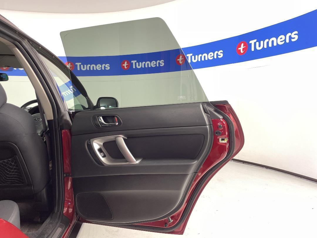 Photo '19' of Subaru Outback