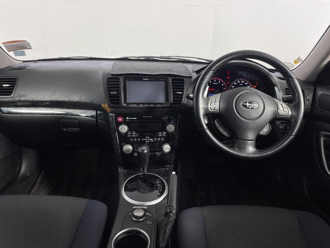 Photo '17' of Subaru Outback