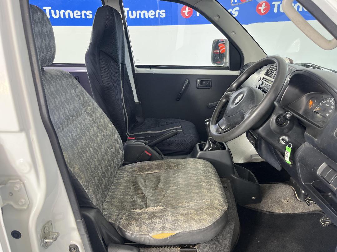 Photo '15' of Suzuki APV Photo '15' of Suzuki APV