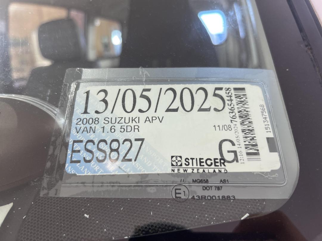 Photo '25' of Suzuki APV Photo '25' of Suzuki APV