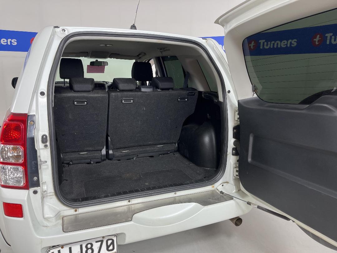 Photo '12' of Suzuki Escudo