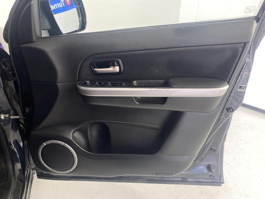 Photo '15' of Suzuki Grand Vitara Photo '15' of Suzuki Grand Vitara