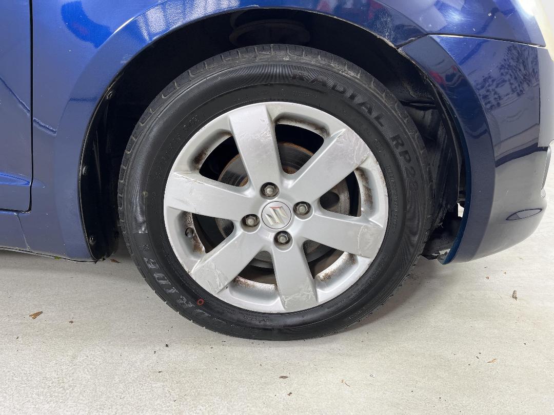 Photo '9' of Suzuki Swift Photo '9' of Suzuki Swift