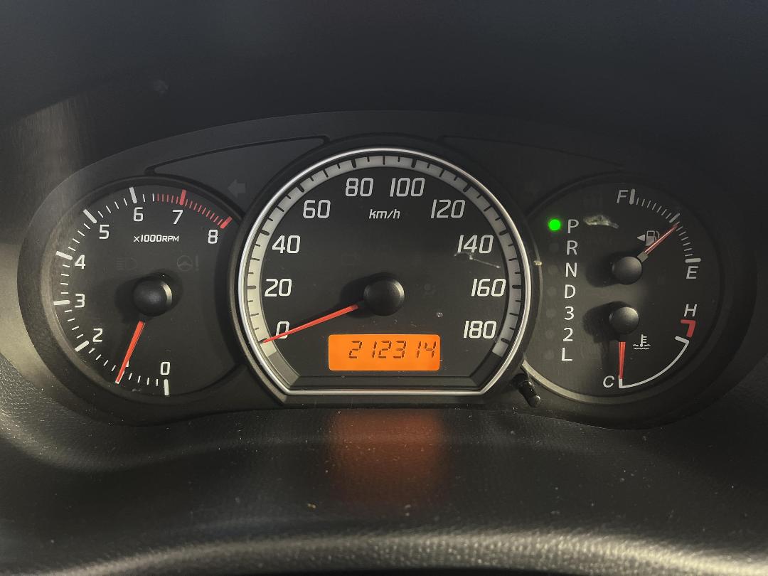 Photo '21' of Suzuki Swift Photo '21' of Suzuki Swift