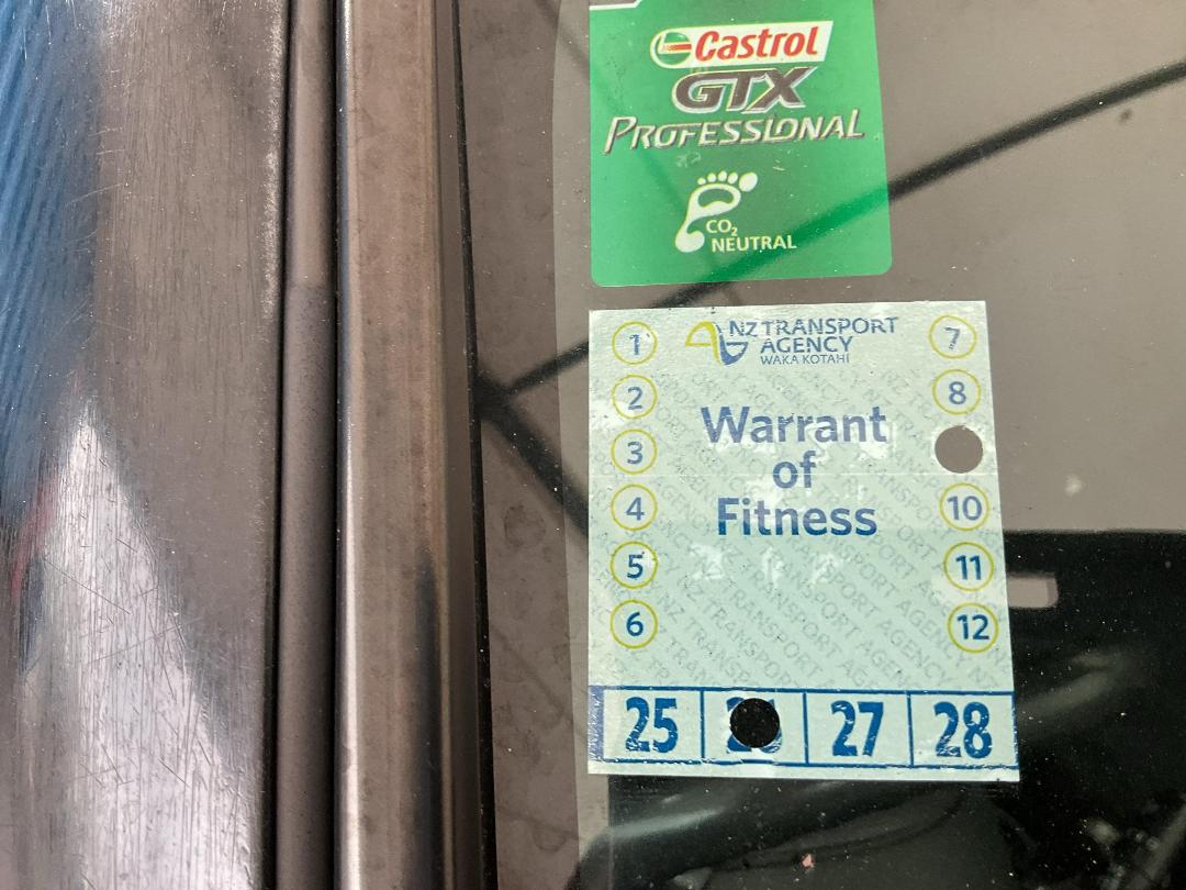 Photo '24' of Suzuki Swift Photo '24' of Suzuki Swift