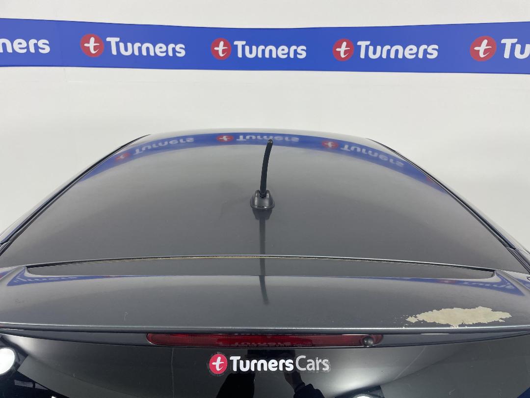 Photo '27' of Suzuki Swift