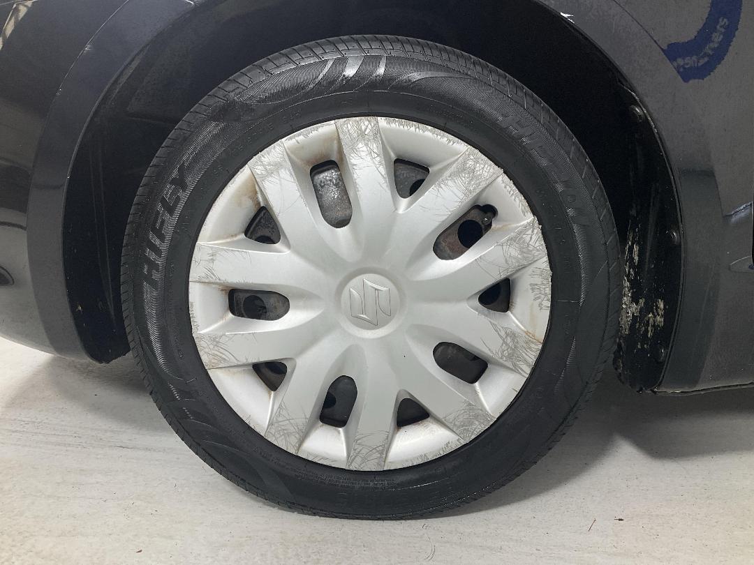 Photo '10' of Suzuki Swift