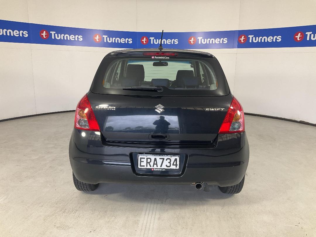 Photo '6' of Suzuki Swift