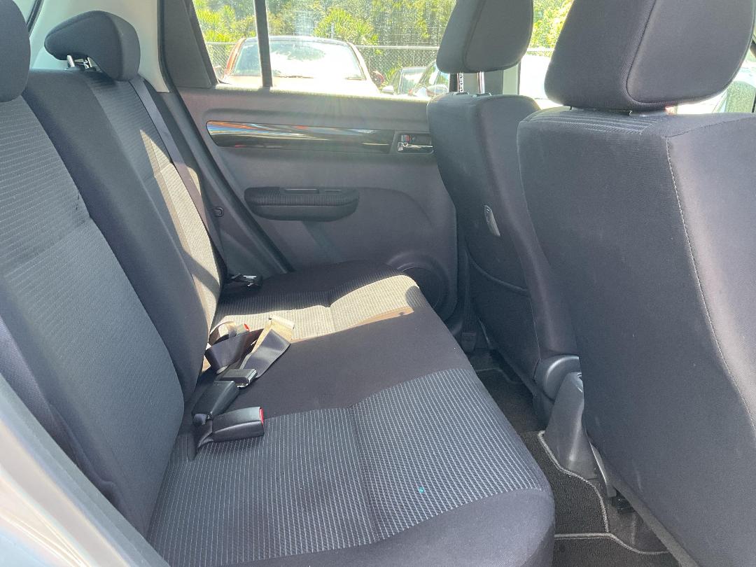 Photo '9' of Suzuki Swift Photo '9' of Suzuki Swift