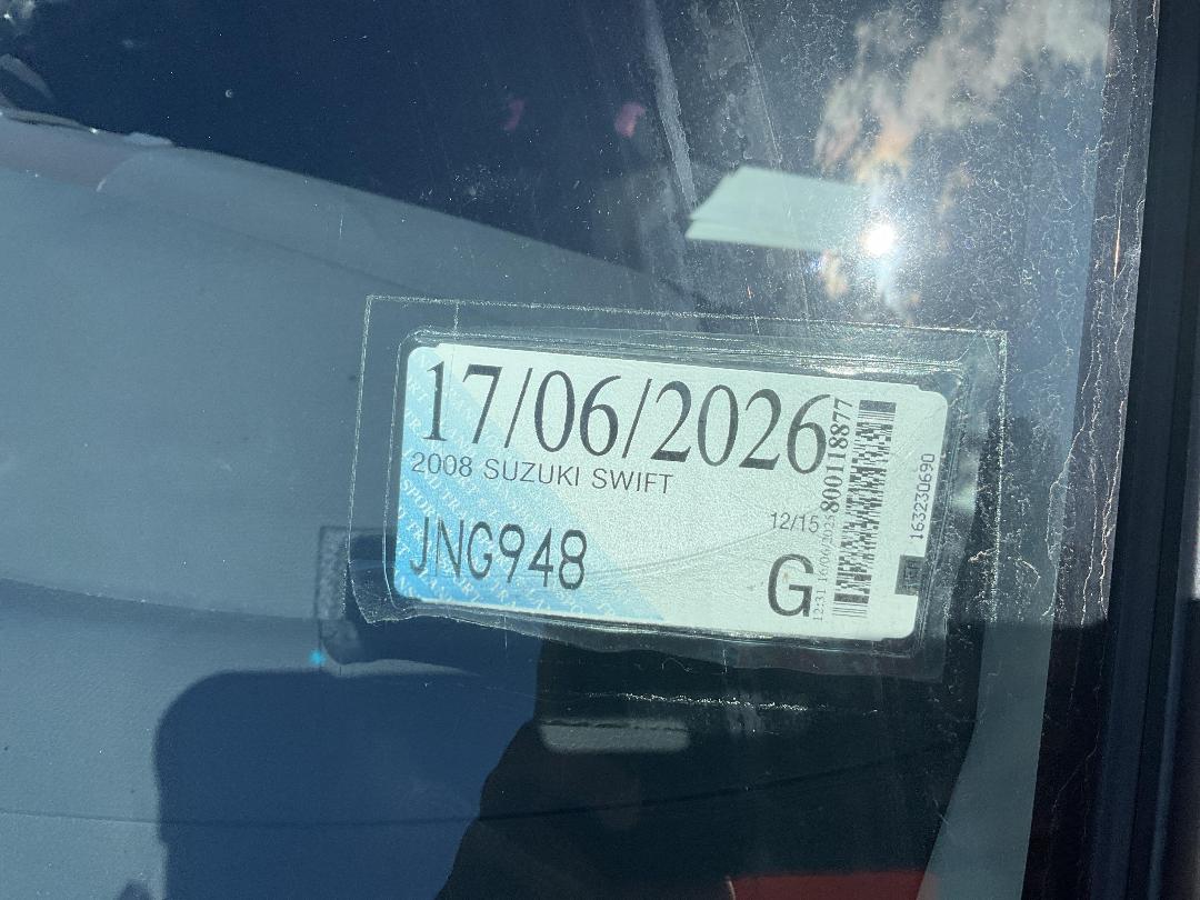 Photo '12' of Suzuki Swift Photo '12' of Suzuki Swift