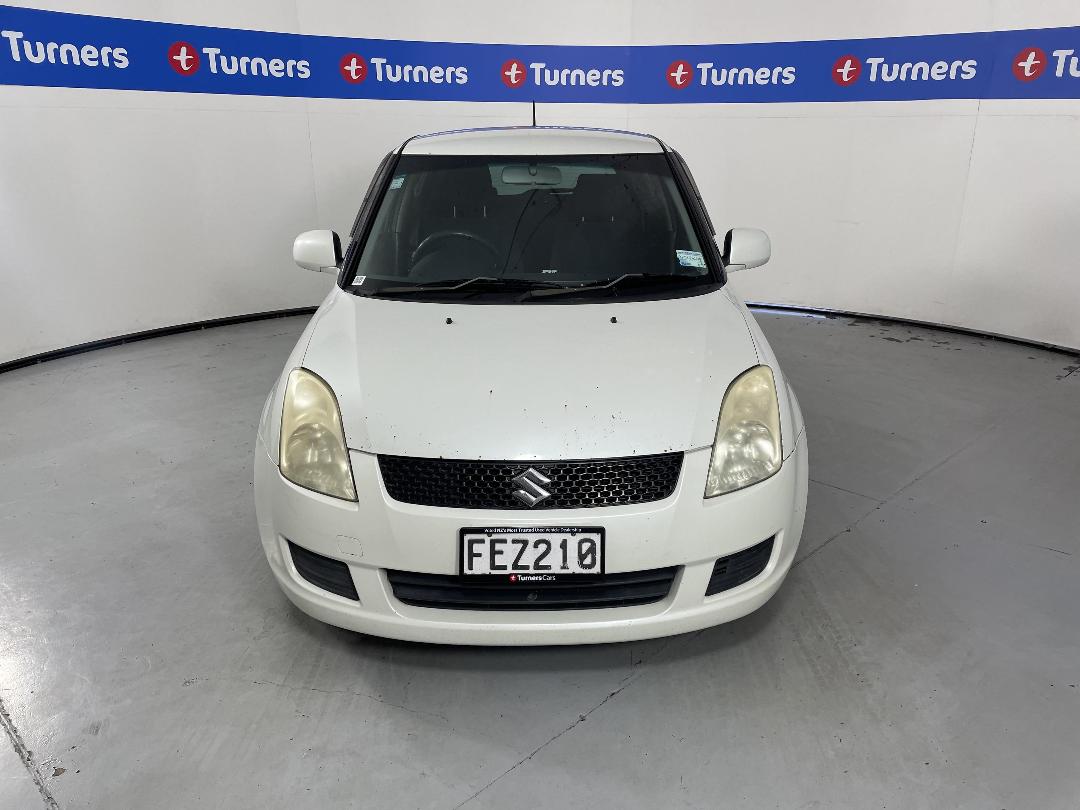 Photo '2' of Suzuki Swift Photo '2' of Suzuki Swift