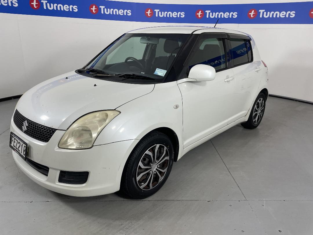 Photo '4' of Suzuki Swift Photo '4' of Suzuki Swift