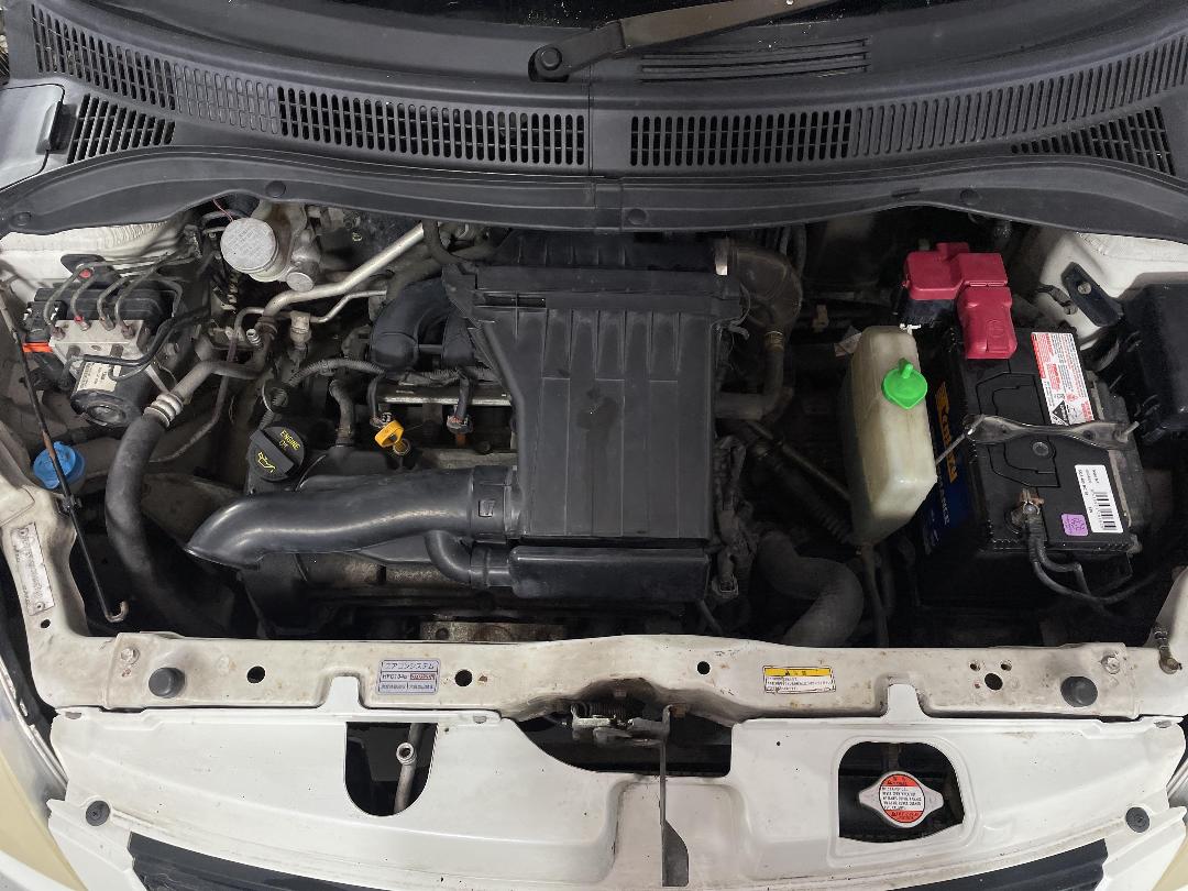 Photo '13' of Suzuki Swift Photo '13' of Suzuki Swift