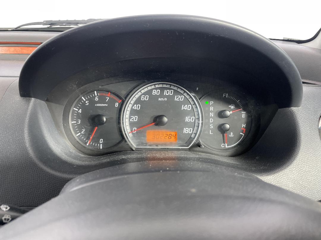 Photo '21' of Suzuki Swift Photo '21' of Suzuki Swift