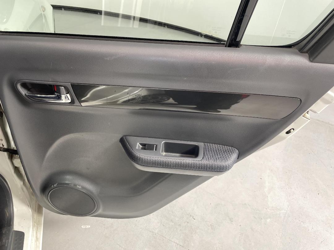 Photo '19' of Suzuki Swift Photo '19' of Suzuki Swift