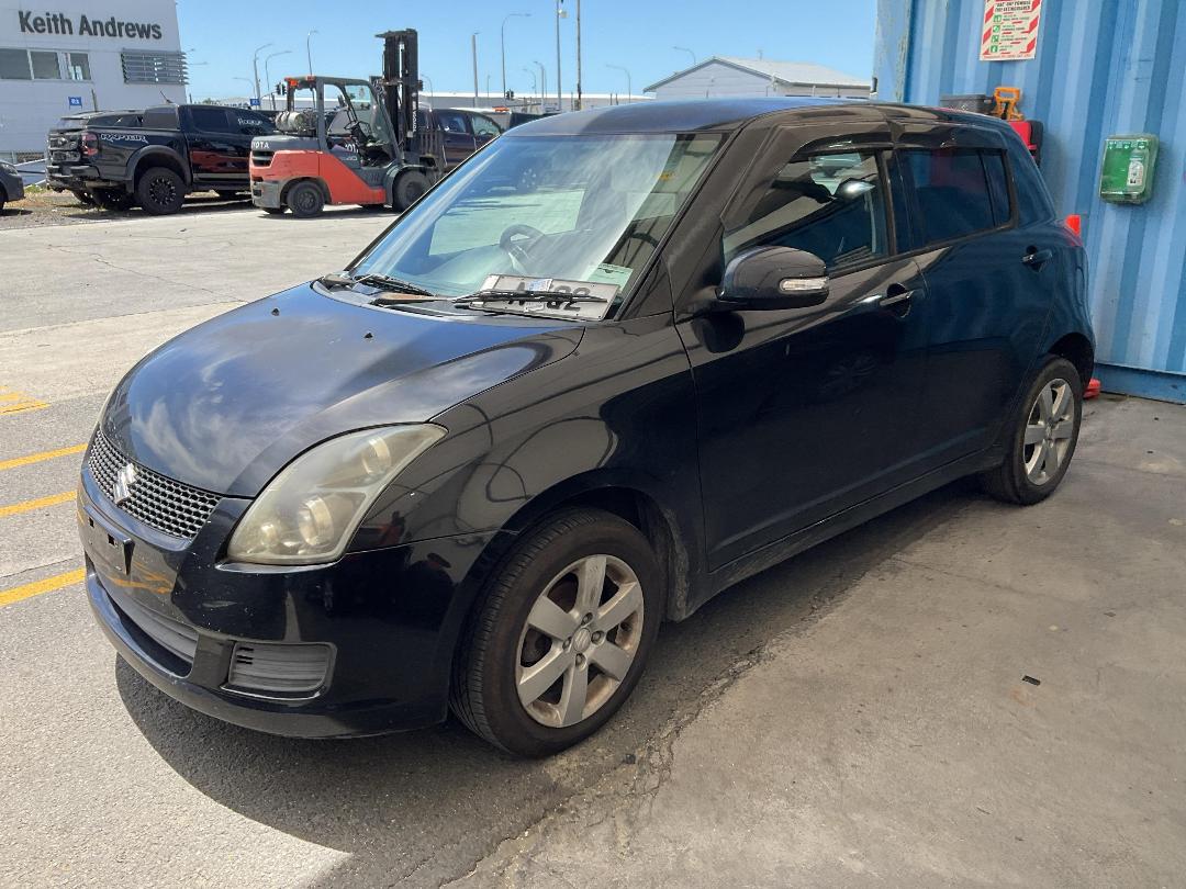 Photo '6' of Suzuki Swift