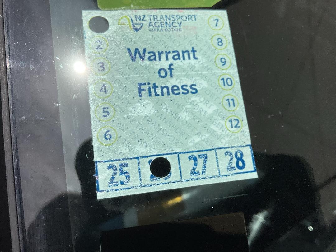 Photo '28' of Suzuki Swift