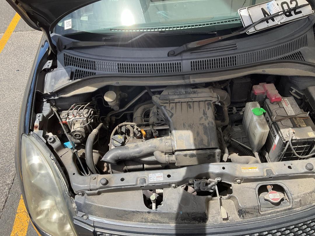 Photo '31' of Suzuki Swift