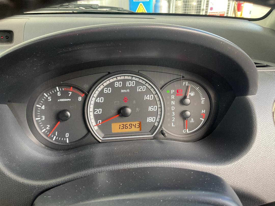 Photo '8' of Suzuki Swift Glxha2 LTD Photo '8' of Suzuki Swift Glxha2 LTD