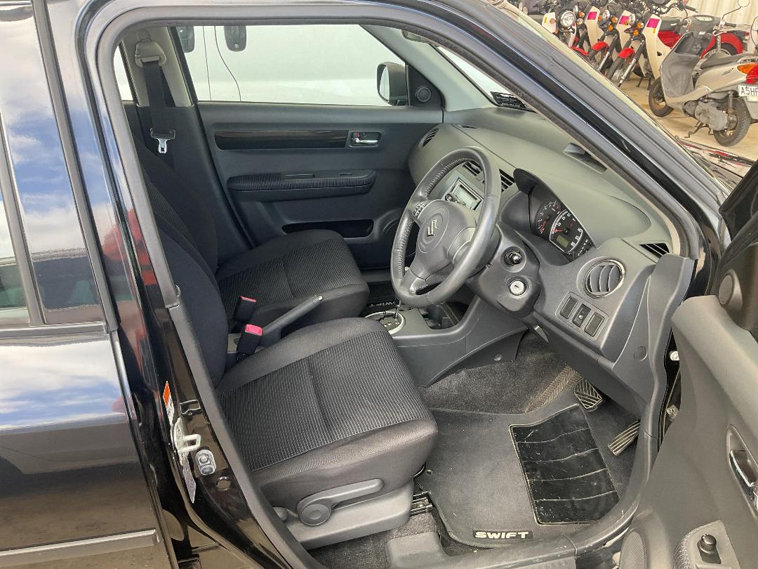 Photo '9' of Suzuki Swift Glxha2 LTD Photo '9' of Suzuki Swift Glxha2 LTD