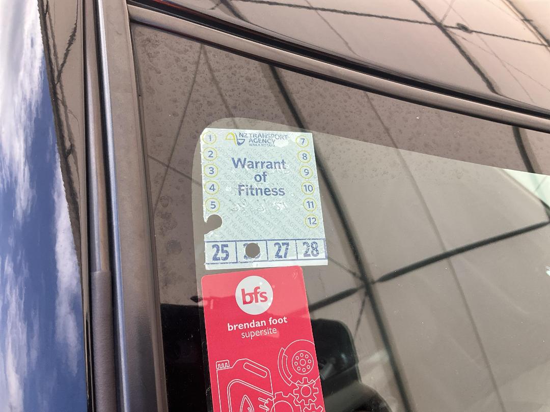 Photo '13' of Suzuki Swift Glxha2 LTD Photo '13' of Suzuki Swift Glxha2 LTD