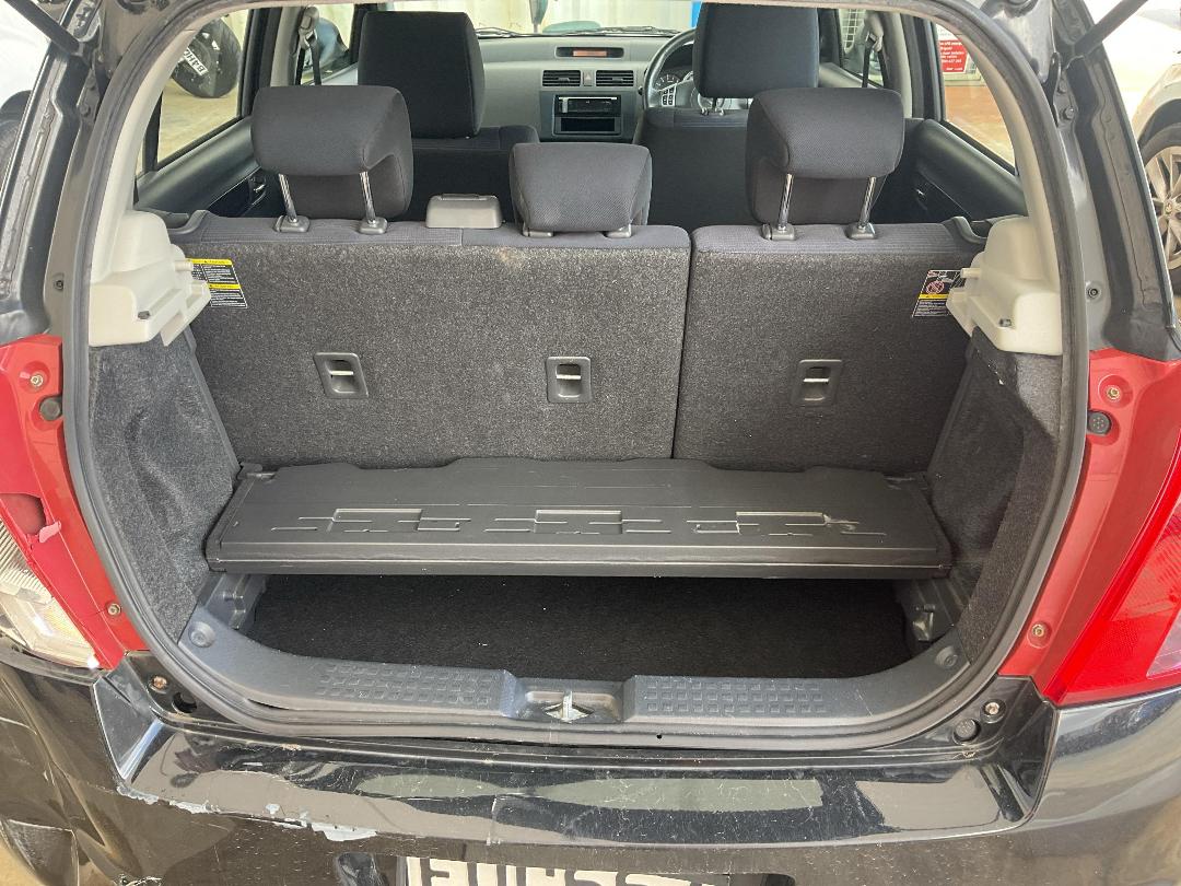 Photo '12' of Suzuki Swift Glxha2 LTD Photo '12' of Suzuki Swift Glxha2 LTD