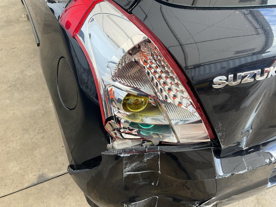 Photo '16' of Suzuki Swift Glxha2 LTD Photo '16' of Suzuki Swift Glxha2 LTD