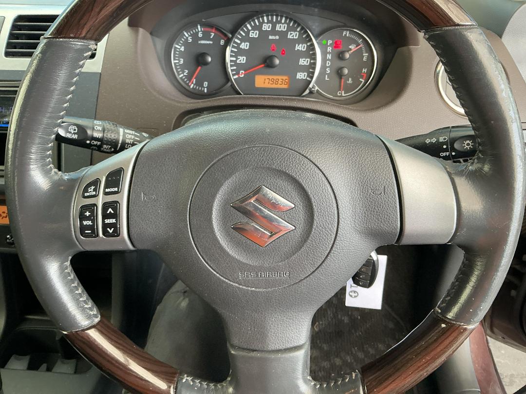 Photo '26' of Suzuki Swift Photo '26' of Suzuki Swift